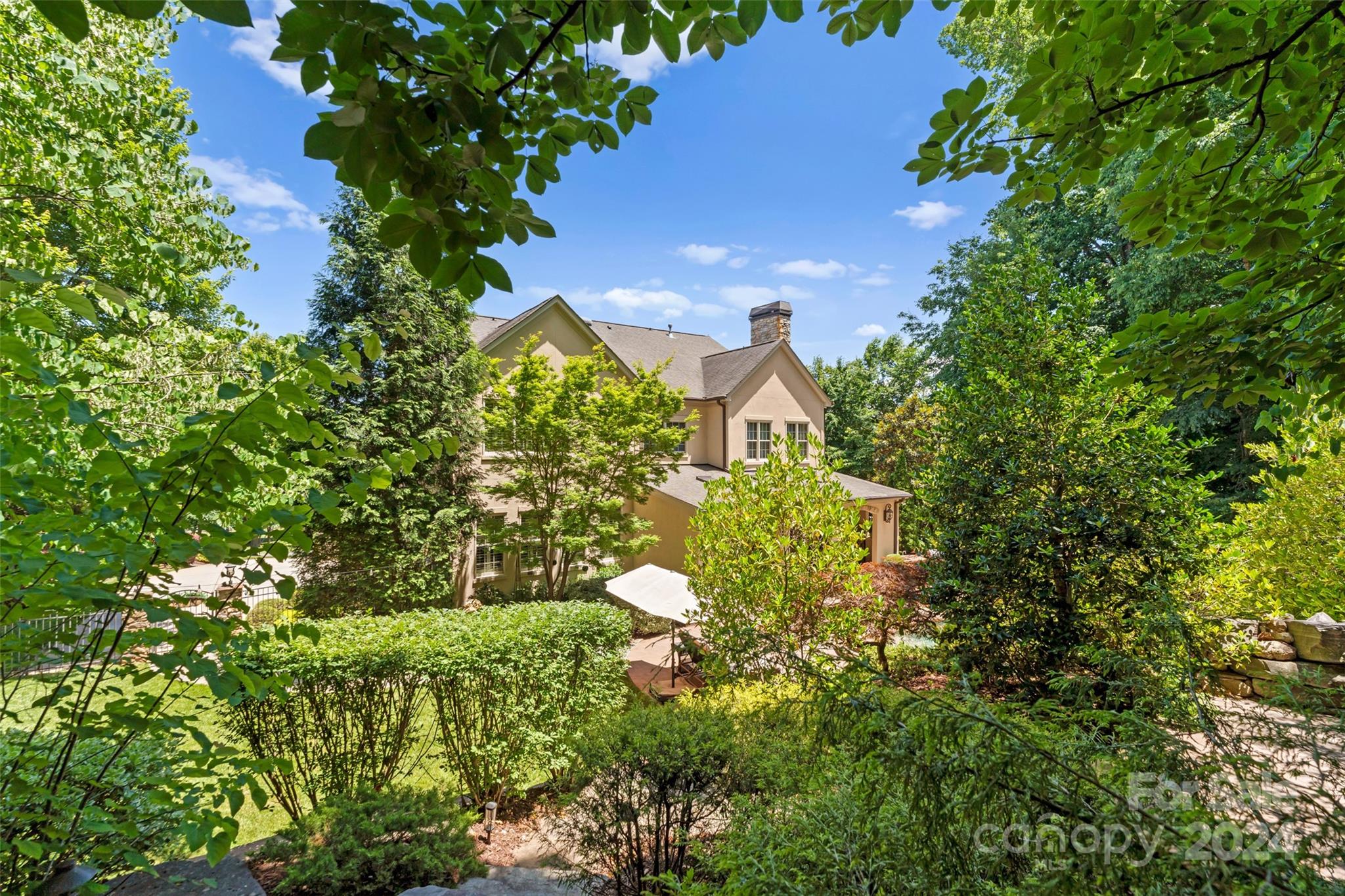 Christenbury Hall - Residential