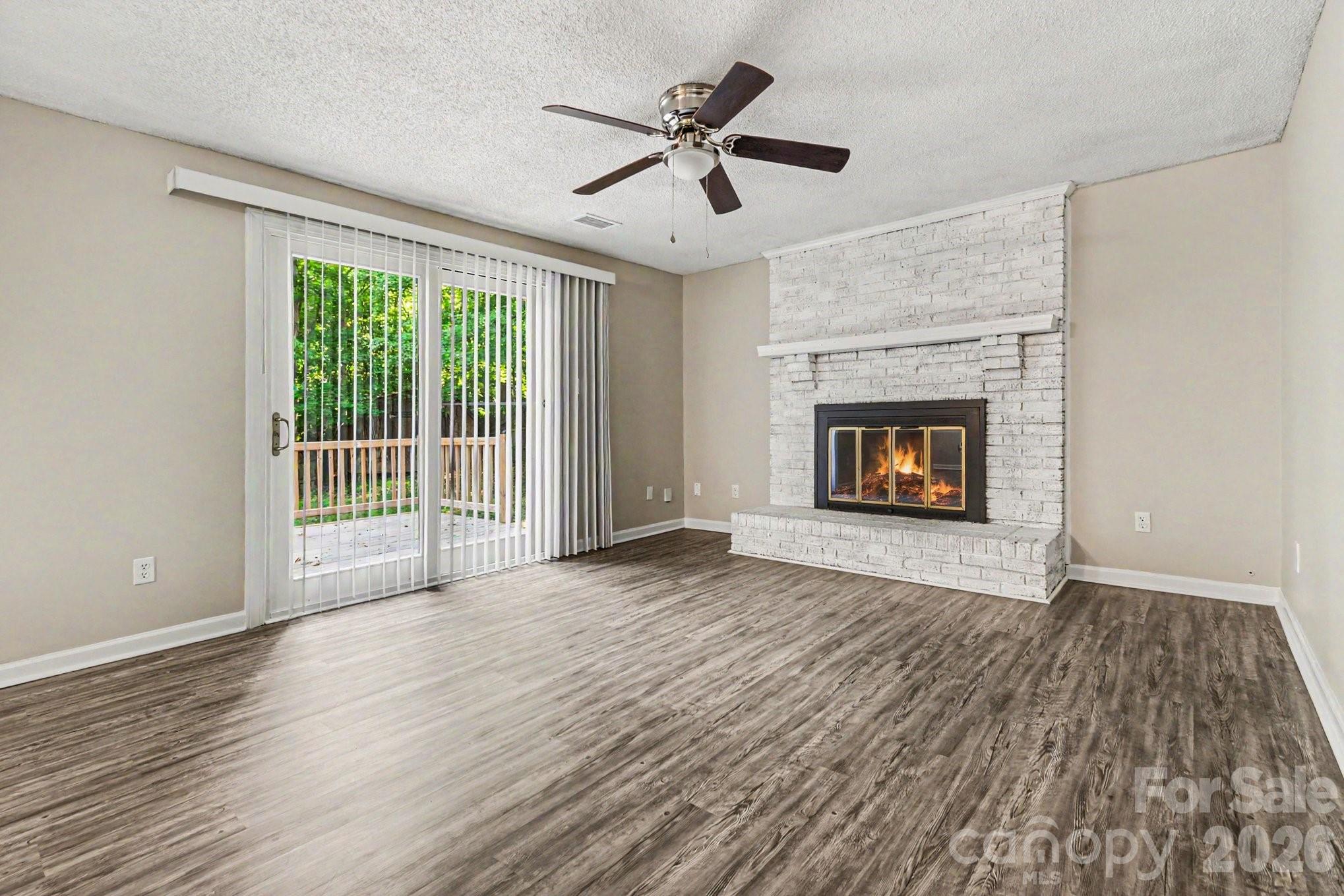 409 Vista Grande Circle