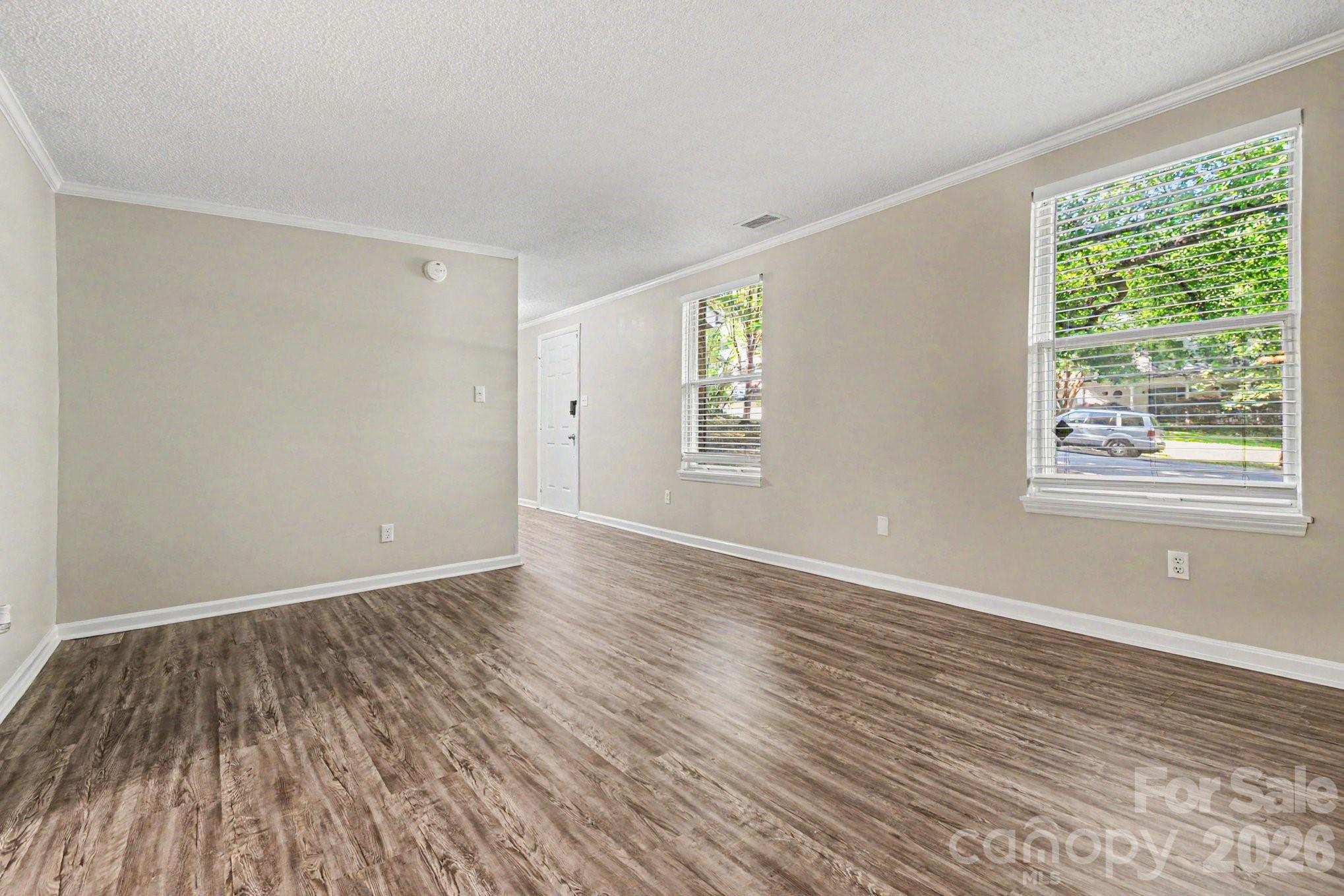 409 Vista Grande Circle