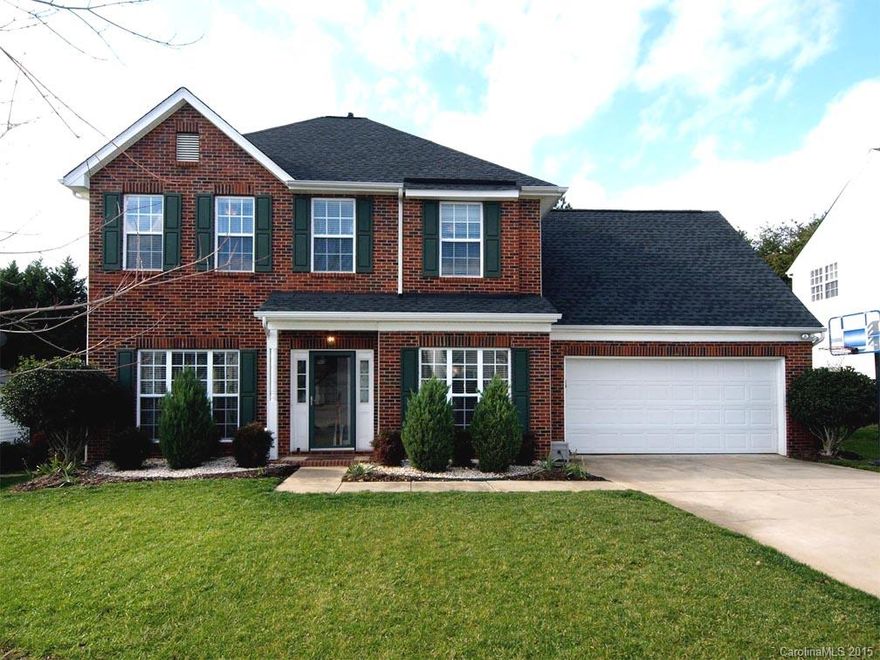 Beautiful home in prime location. 3 bedrooms PLUS Bonus room. Convenient to I-77, shopping and restaurants, low York County taxes, and award winning Fort Mill School District. Upgrades include: Hardwood floors throughout the first floor, Hard wired Surround sound in family room and outdoor deck area. Beautiful, tree lined flat back yard with full irrigation. Fully wired outside workshop.Awesome Neighborhood amenities  ***New Fresh Neutral paint throughout.