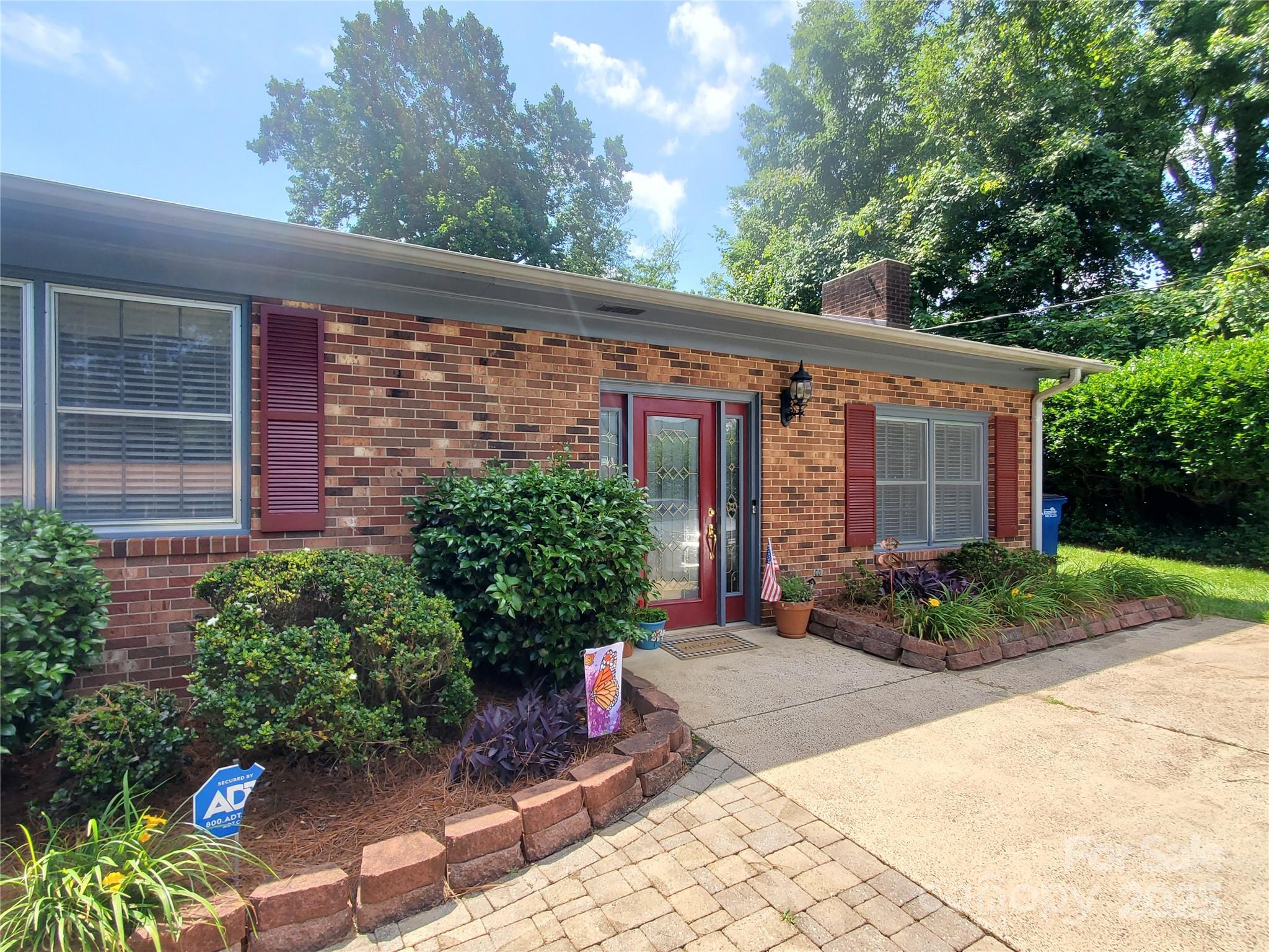 2104 Farmbrook Drive
