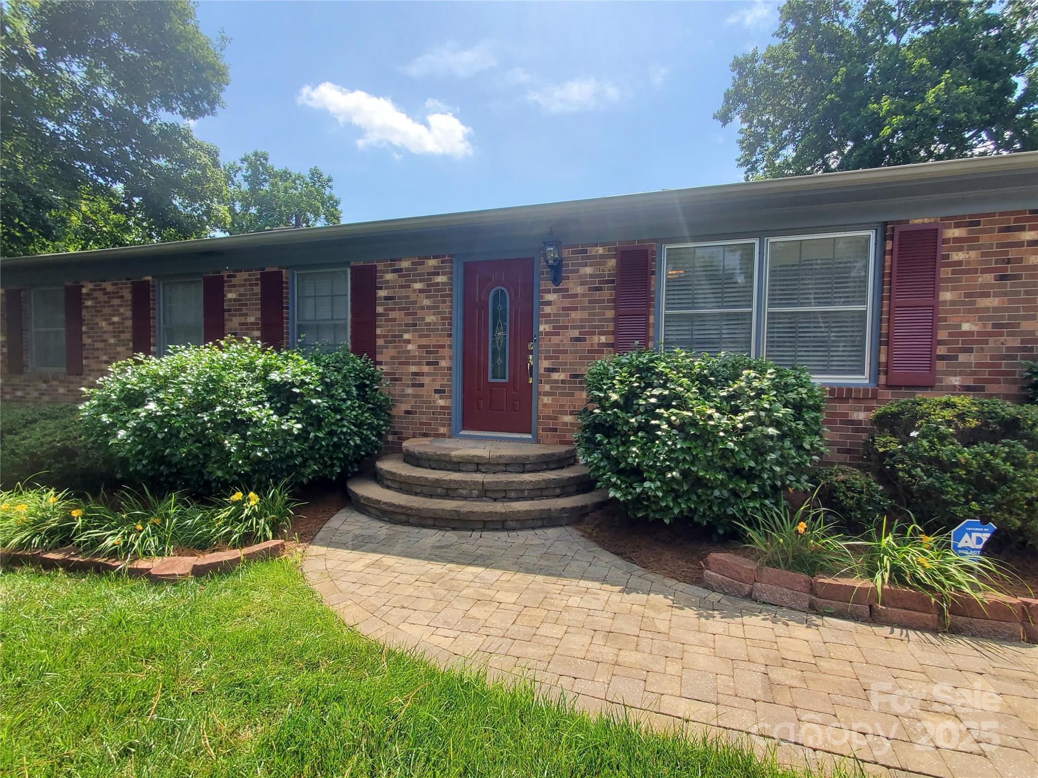 2104 Farmbrook Drive