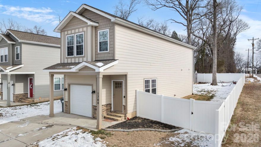 Great starter home in Isabellas Forest. 3 Bedroom, 2.5 Bath.  Located on a nice level lot near Highland Rec Center. Desirable open floor plan with cozy kitchen complete with white cabinetry, granite countertops, white subway tile and stainless steel appliances. Large primary suite upstairs with walk-in closet and private bath. Washer/Dryer is included!! The backyard has a 6ft vinyl privacy fence and patio for those evening cookouts. Situated on a corner lot, this home has two driveways for extra parking. Single car garage on the main level.