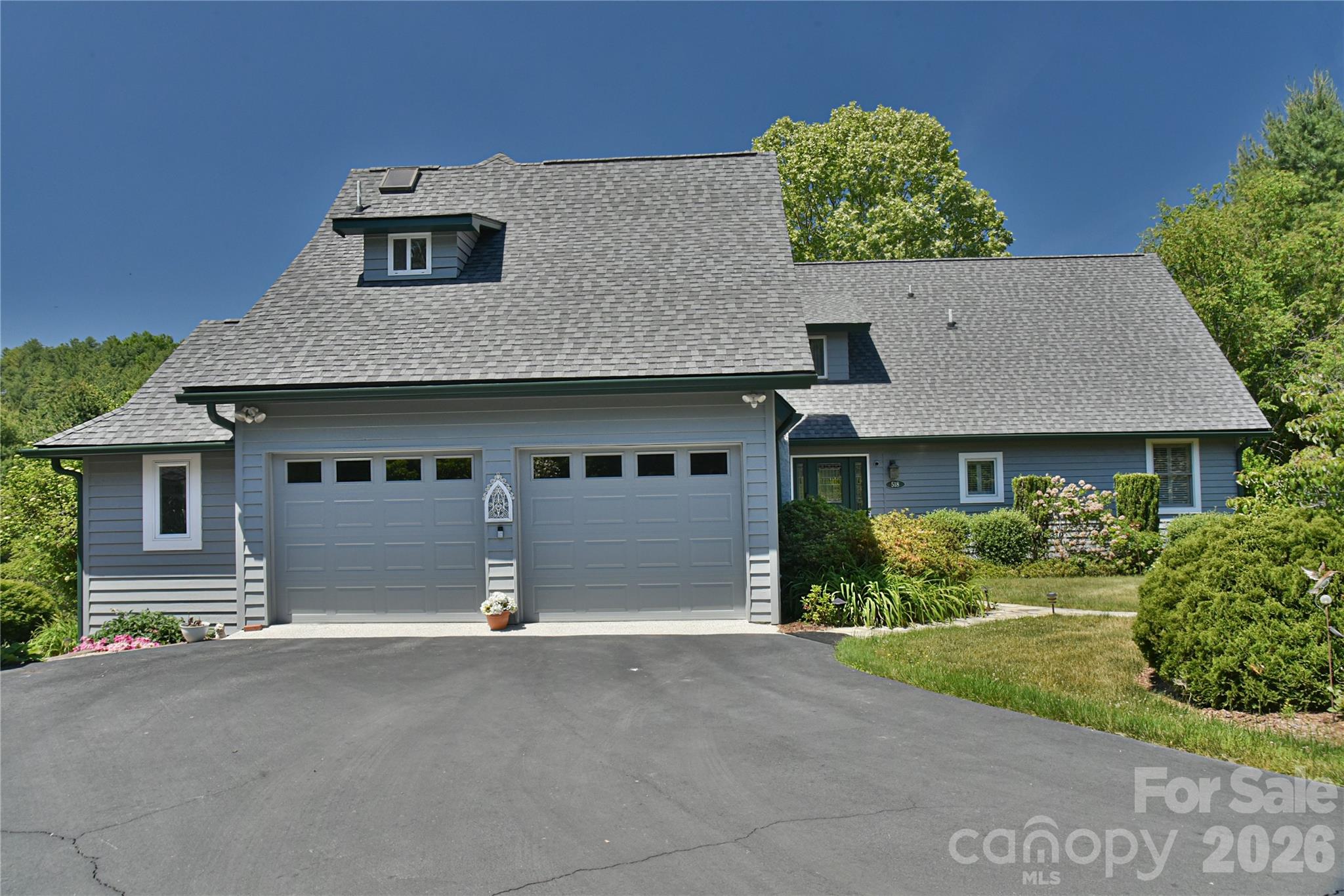 518 Forest Ridge Drive