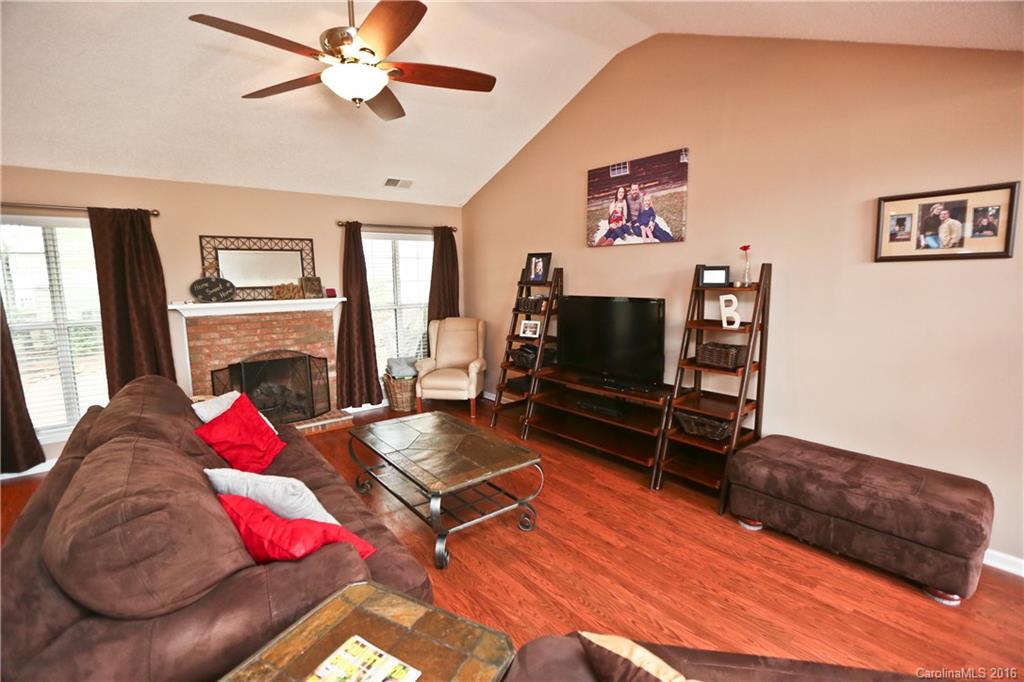 Weddington Woods - Residential