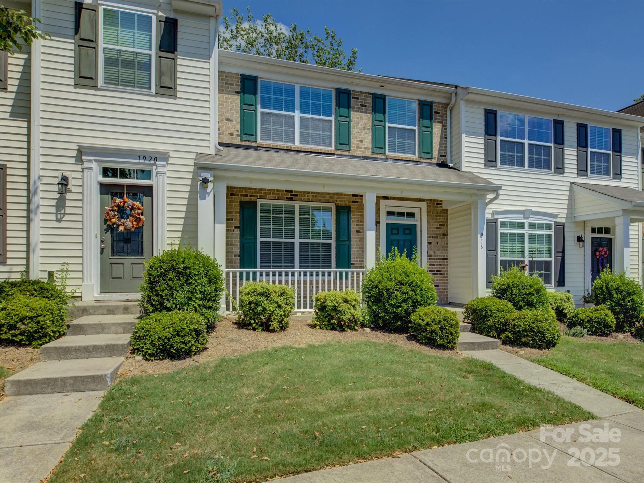 The Mews at Laurel Valley - Residential