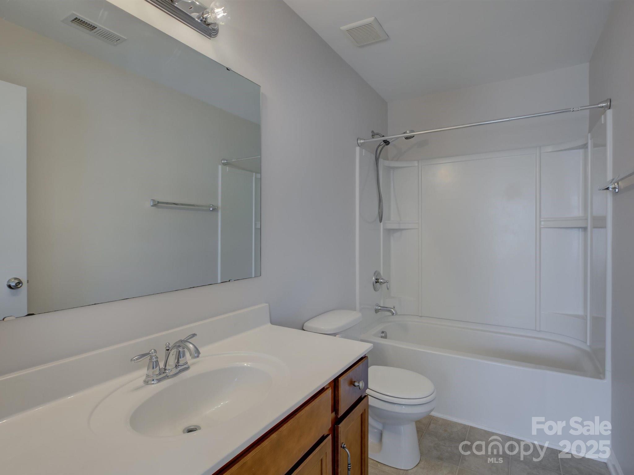 The Mews at Laurel Valley - Residential