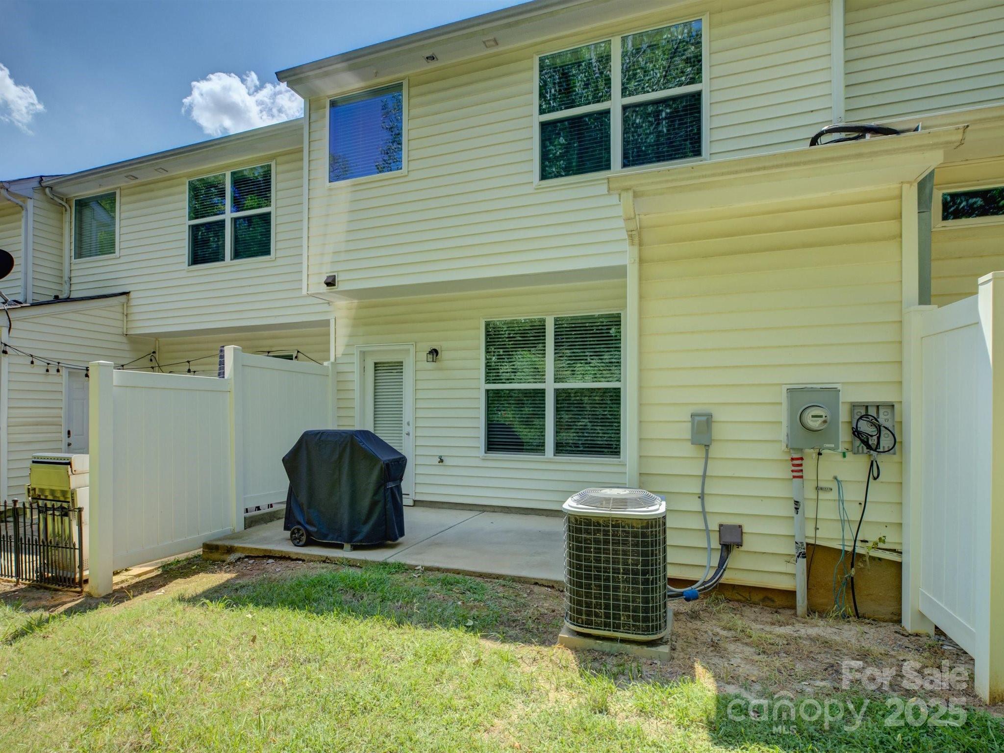 The Mews at Laurel Valley - Residential