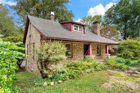 A home in Old Fort