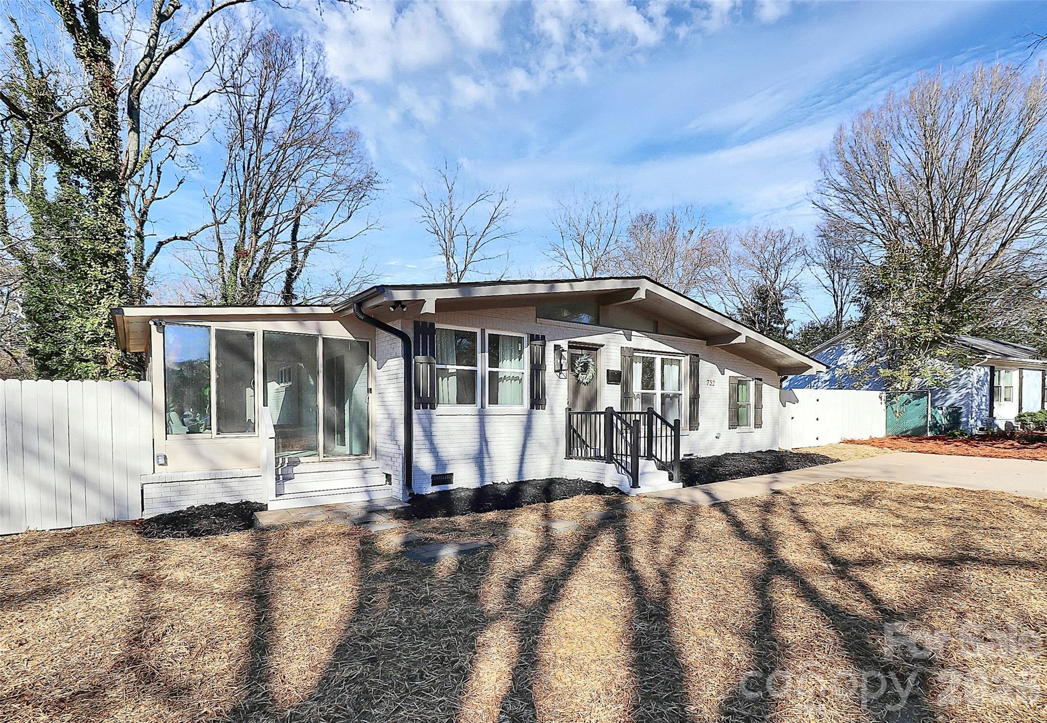 Pinecroft - Residential