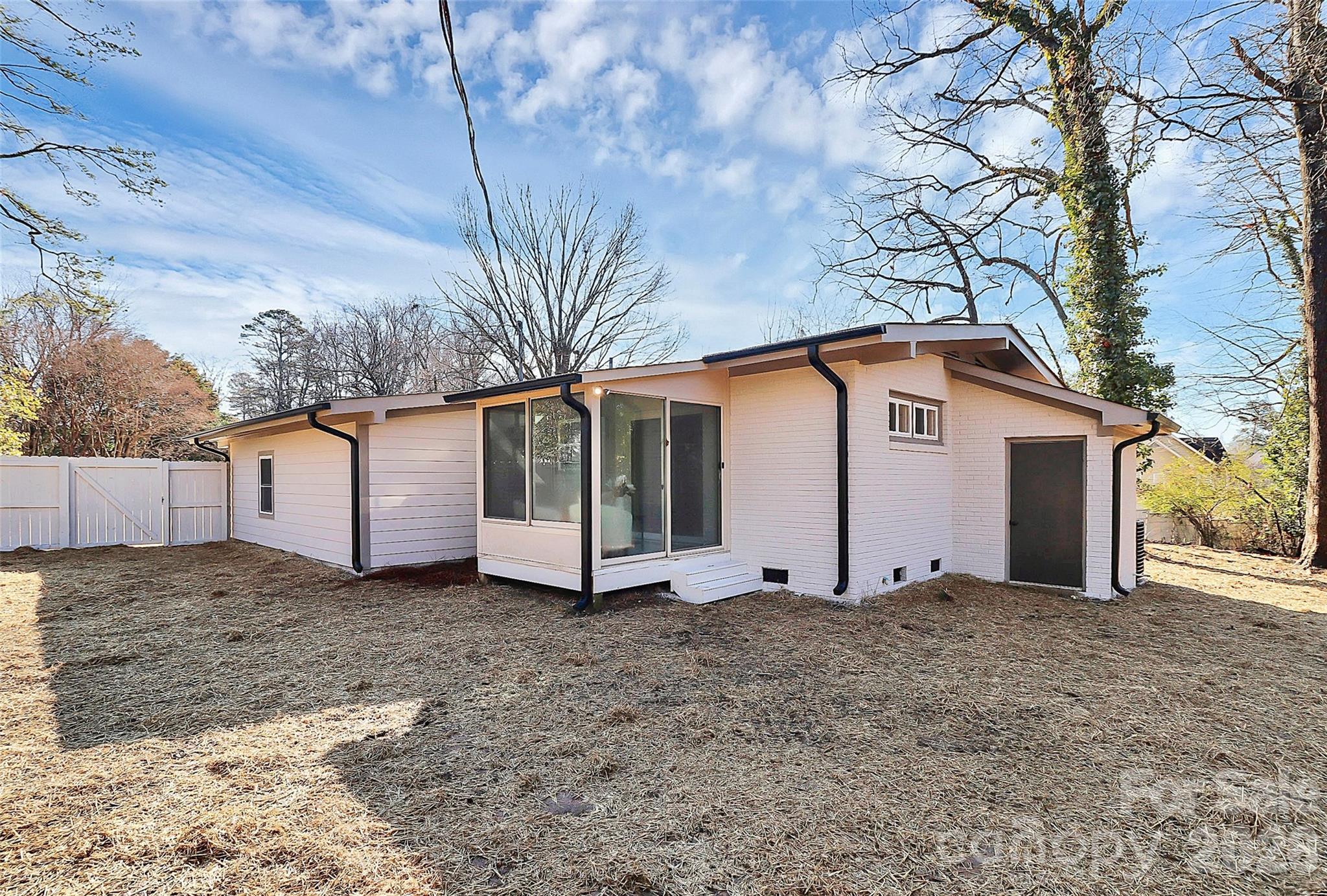 Pinecroft - Residential