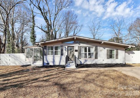 732 Aintree Road Charlotte NC 28215