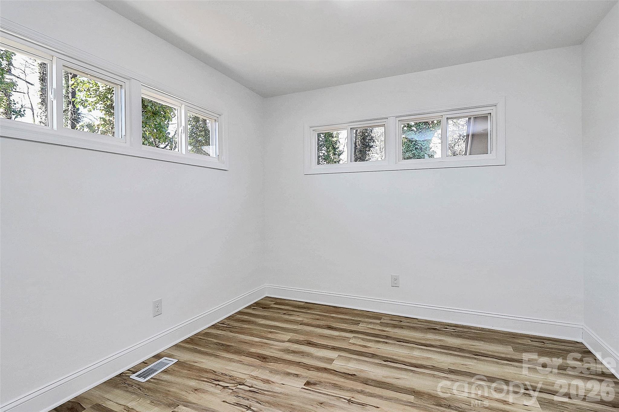 Pinecroft - Residential