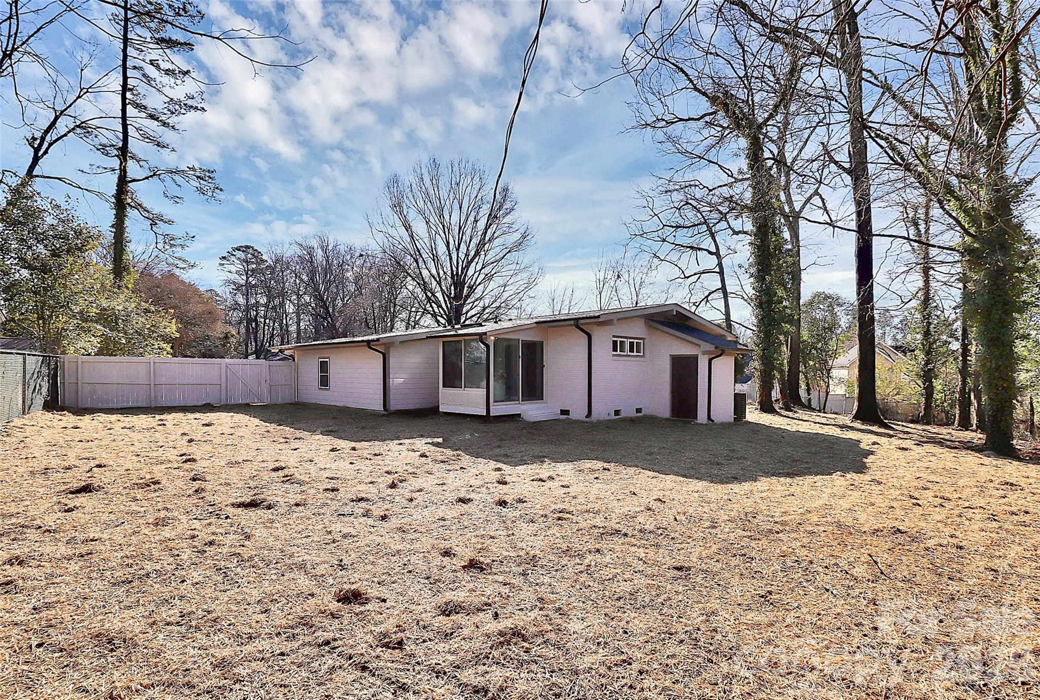 Pinecroft - Residential