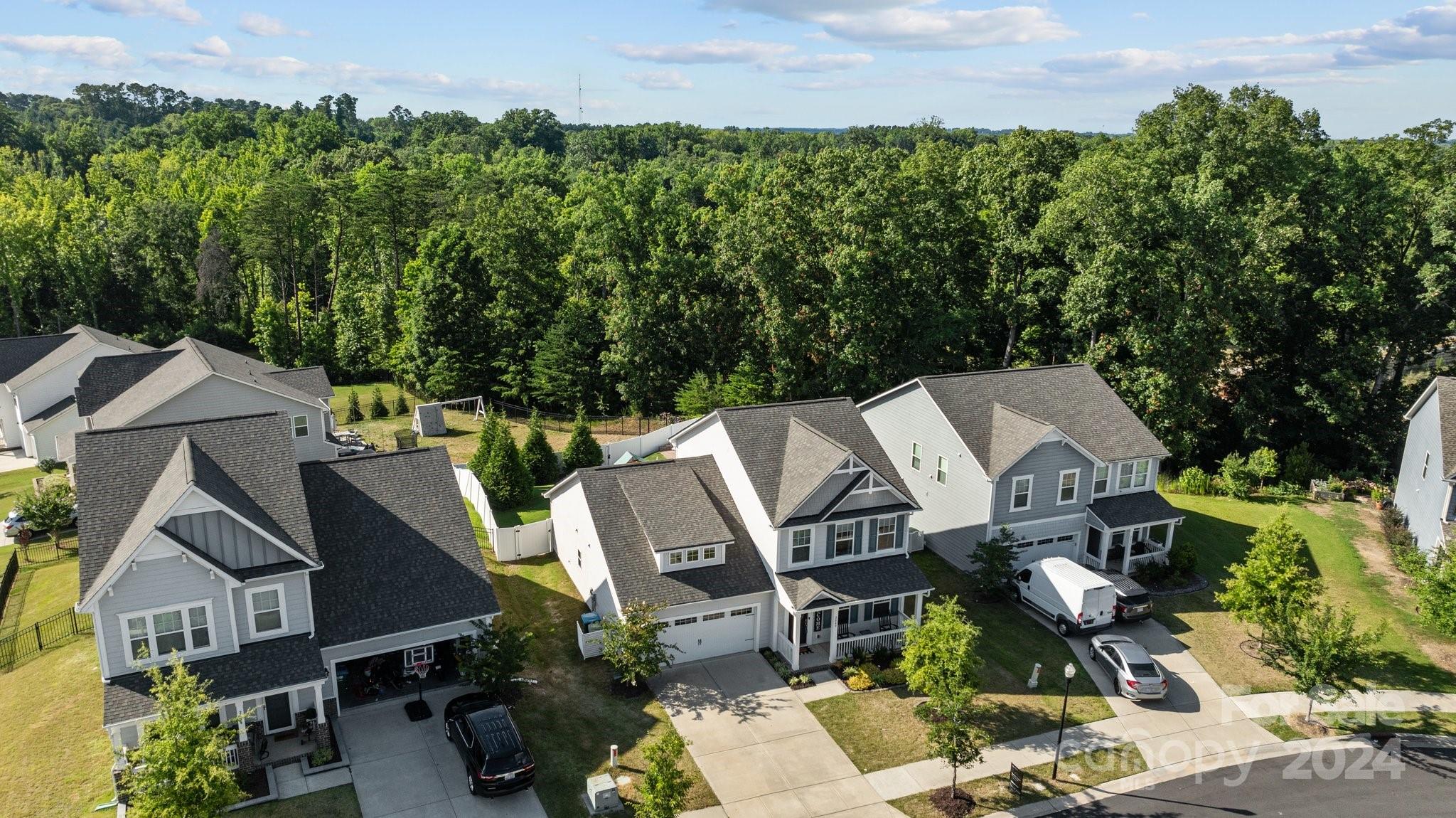 Huntley Glen - Residential