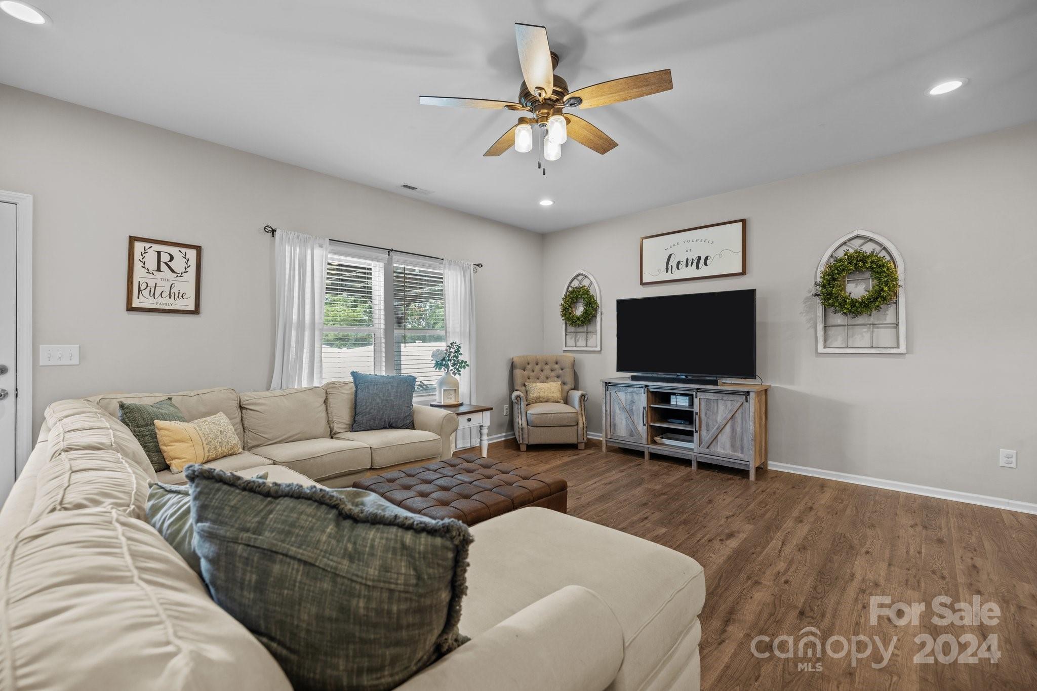 Huntley Glen - Residential