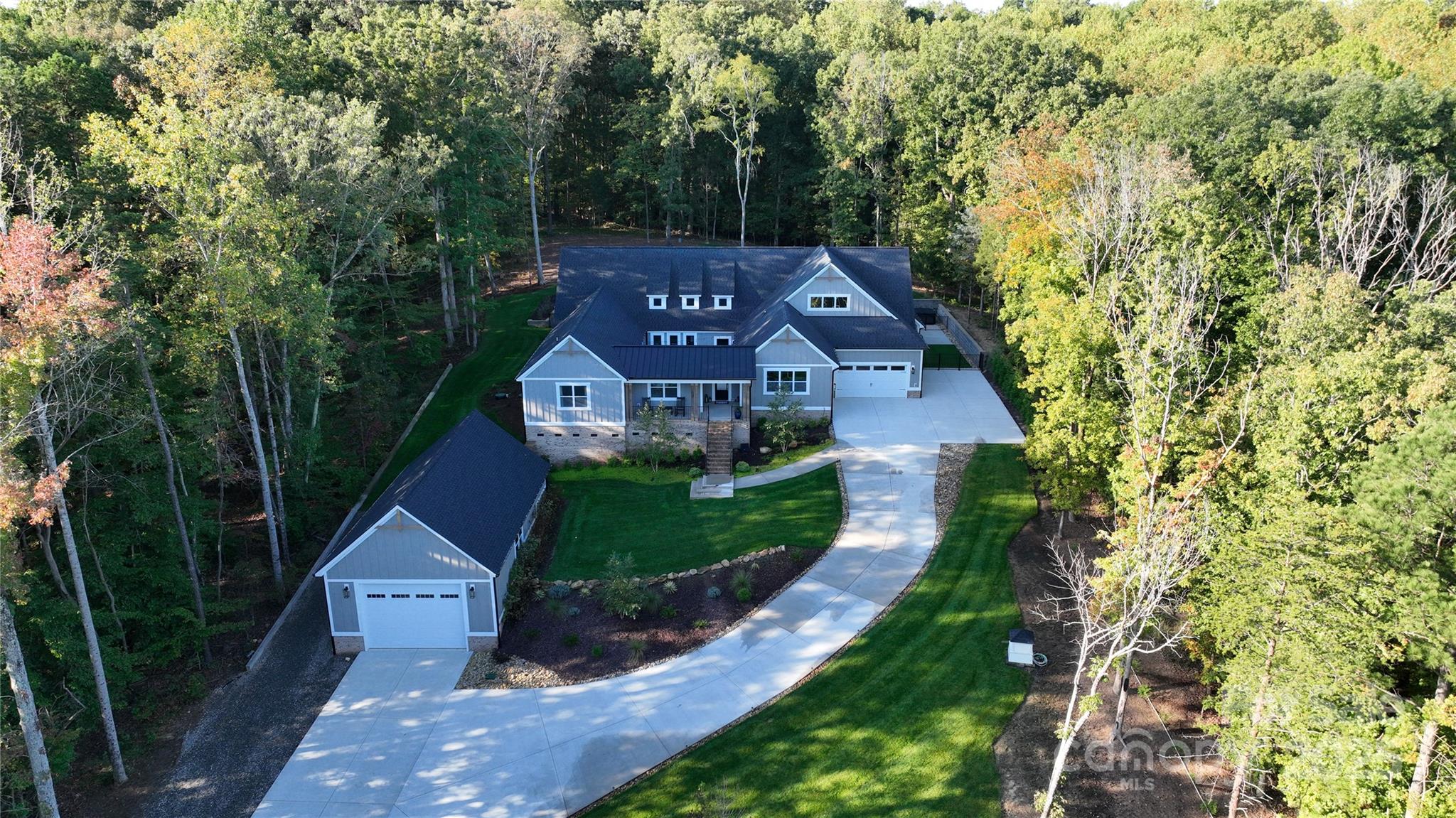 324 Patternote Road