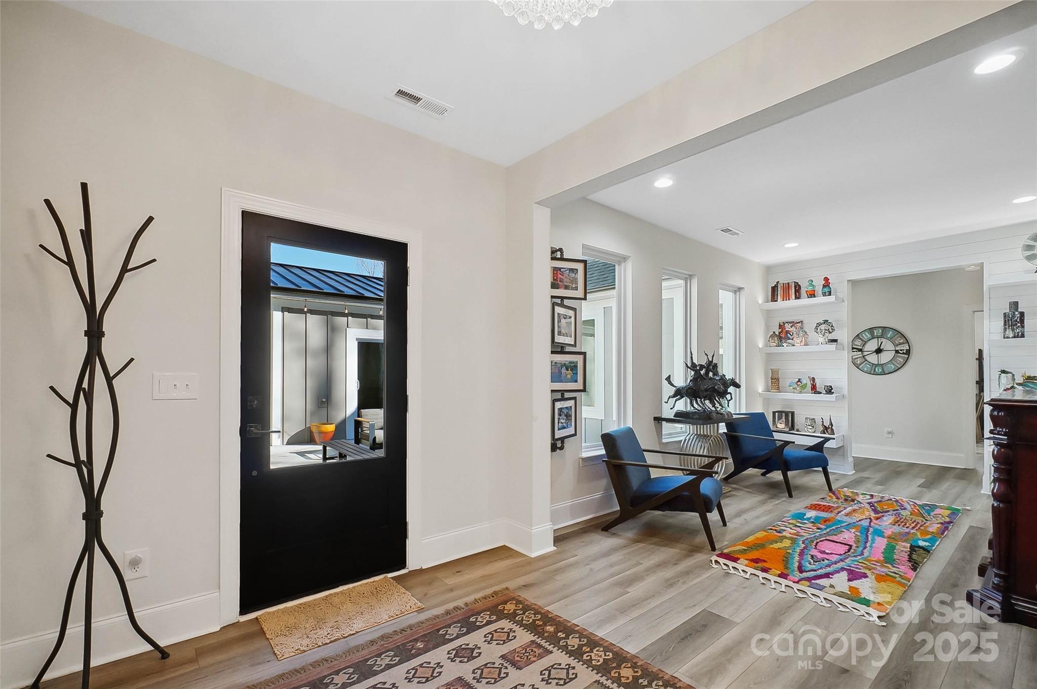 324 Patternote Road