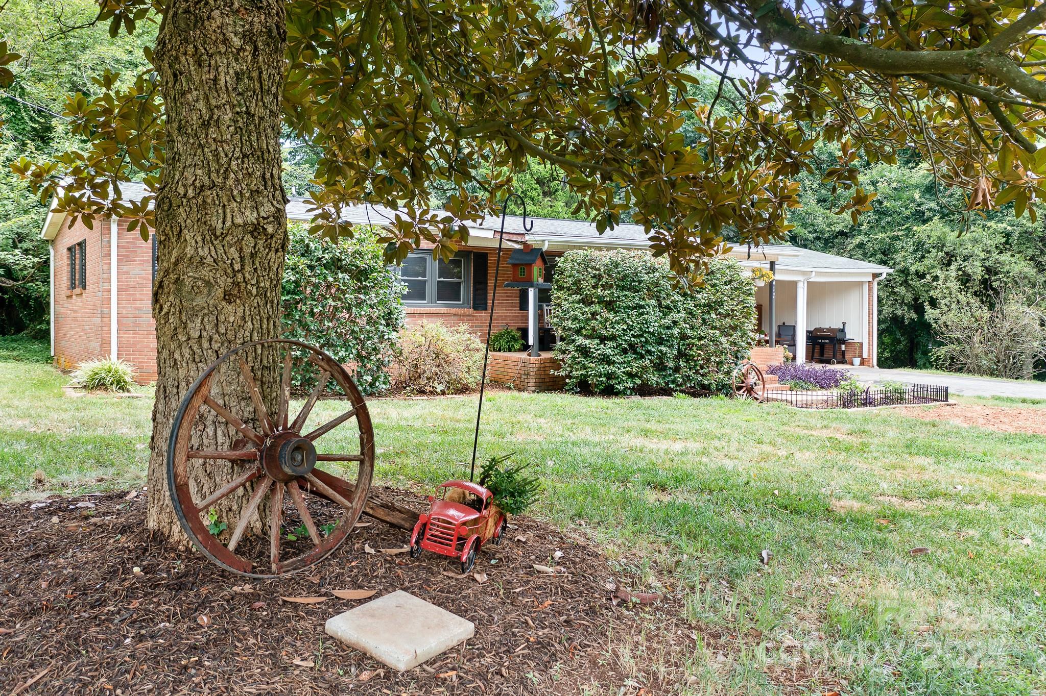4417 King Wilkinson Road