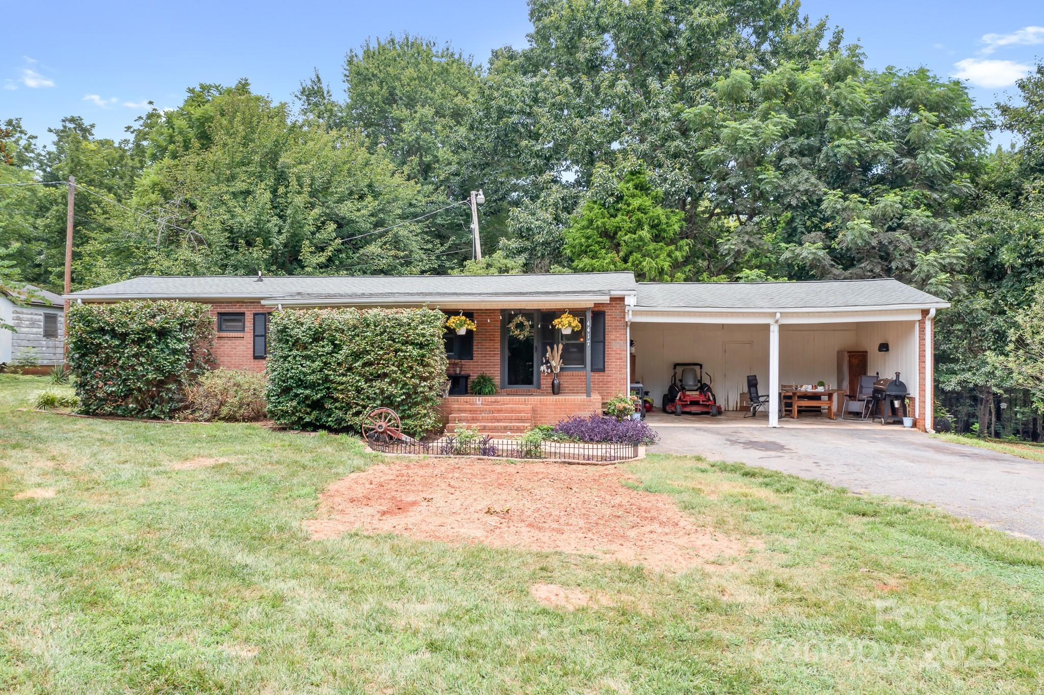 4417 King Wilkinson Road