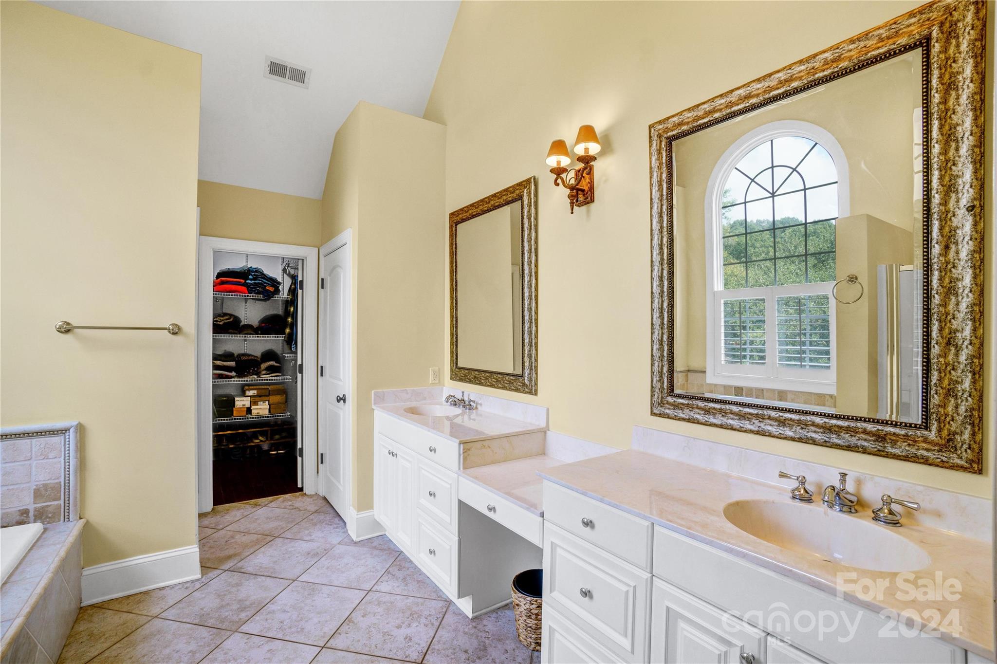 West pointe - Residential