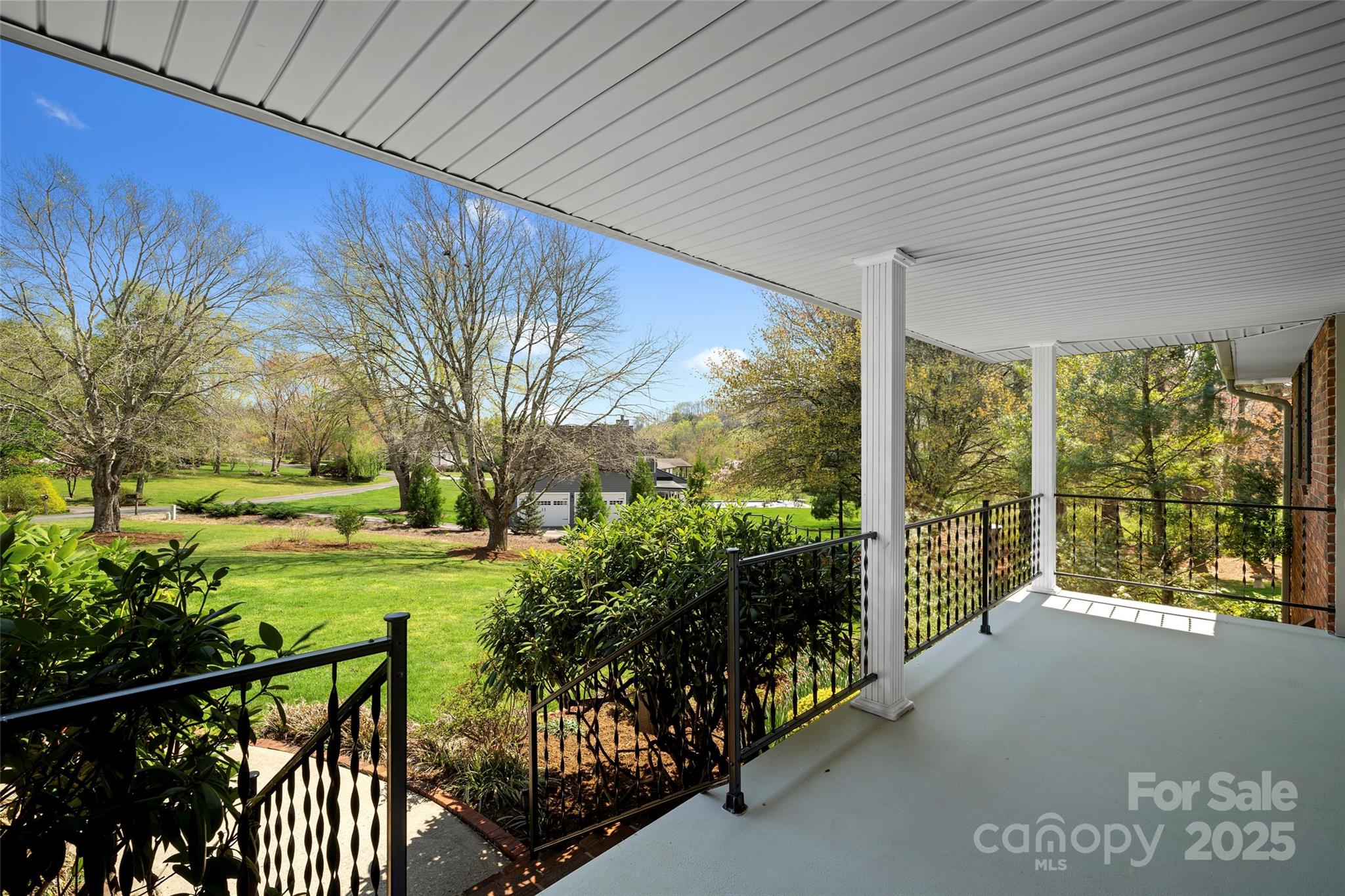 4 Willow View Drive