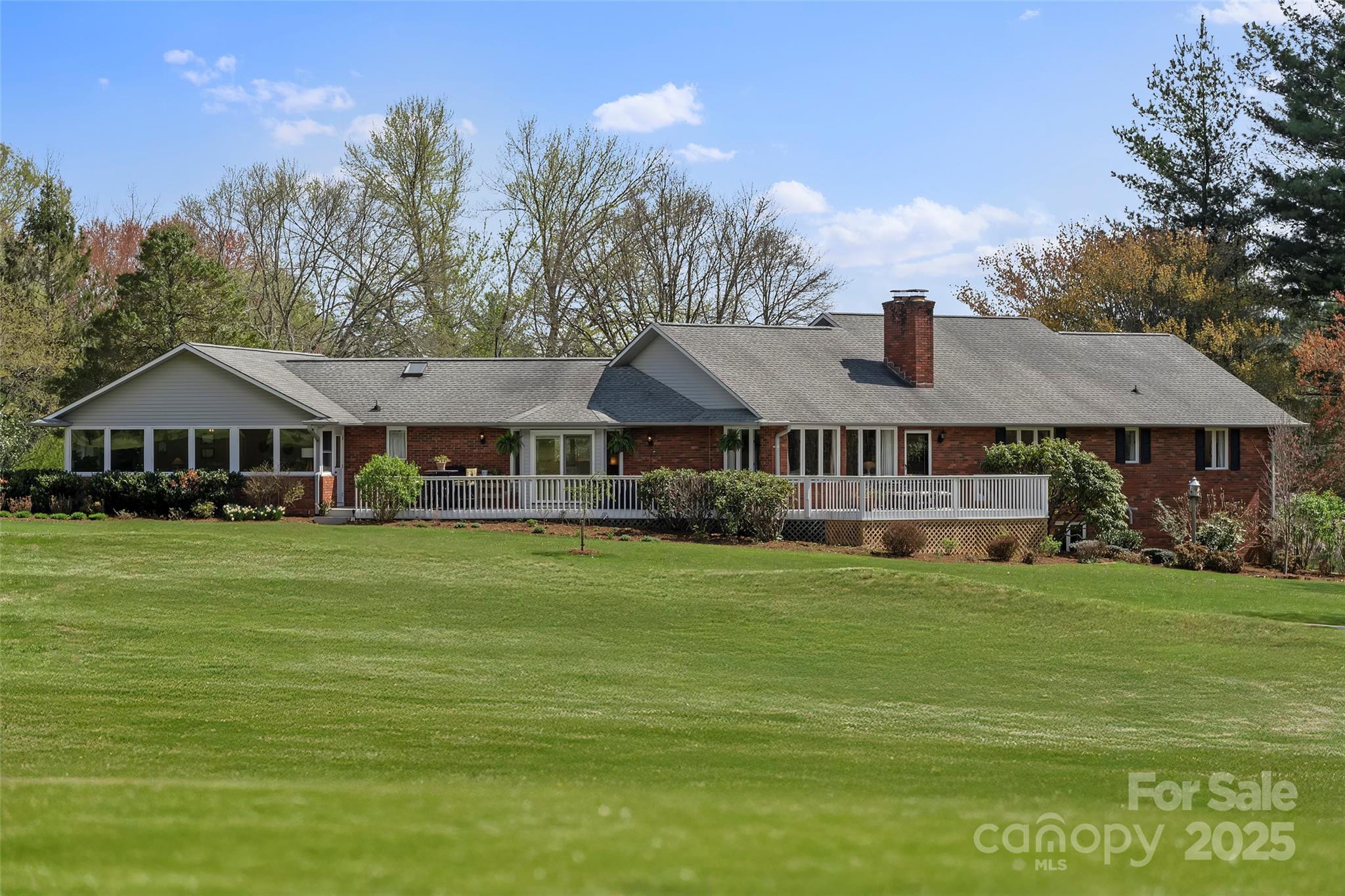 4 Willow View Drive