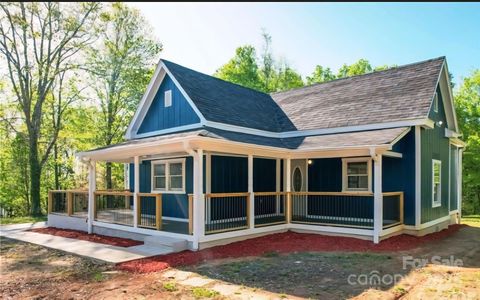 1359 Delwood Drive Lenoir NC 28645