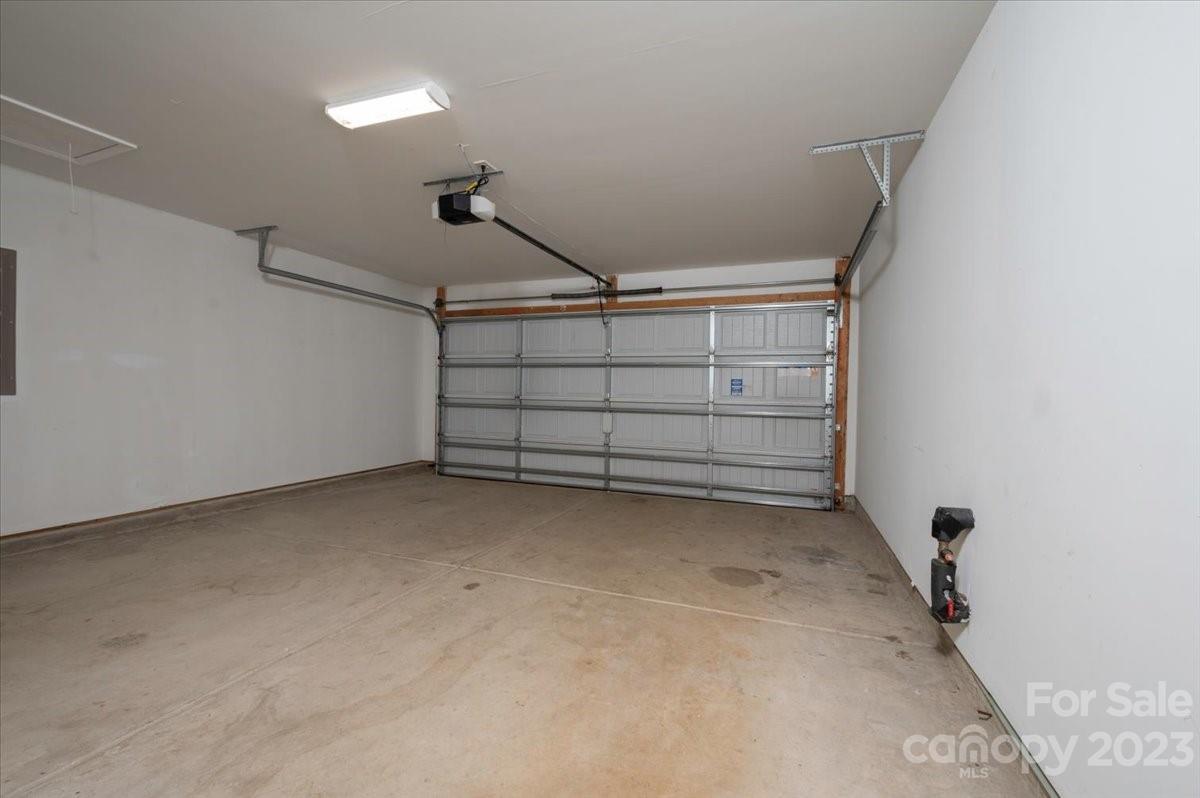 Lincoln Meadows - Residential