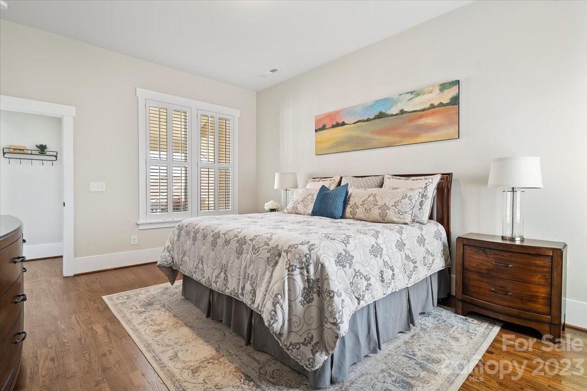 Riverwalk - Residential