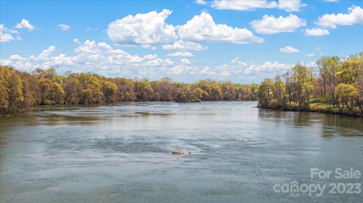 Riverwalk - Residential