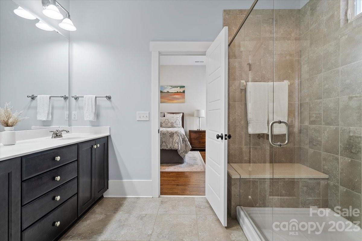 Riverwalk - Residential