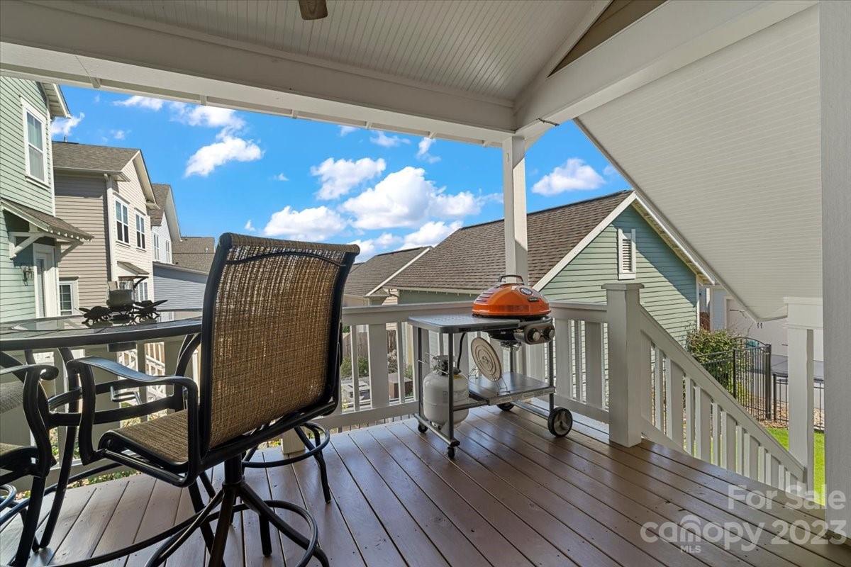 Riverwalk - Residential