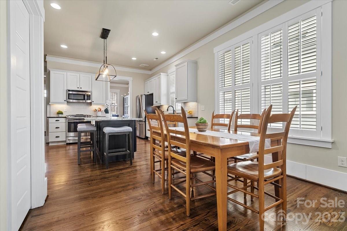 Riverwalk - Residential