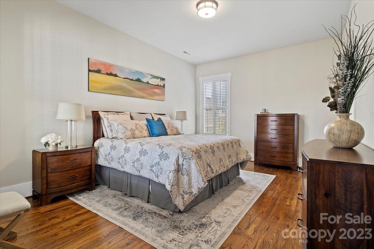 Riverwalk - Residential