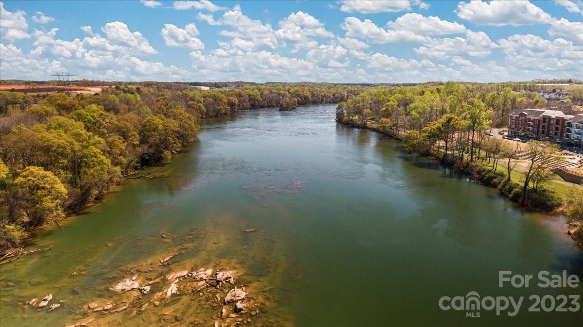 Riverwalk - Residential