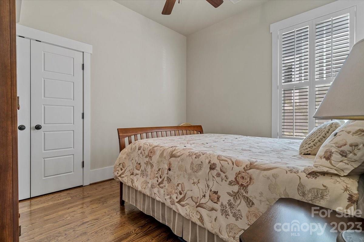 Riverwalk - Residential