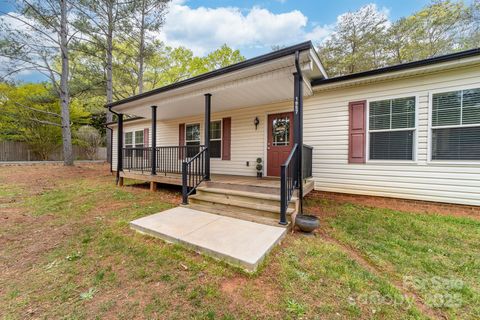 1957 Beth Haven Church Road Denver NC 28037