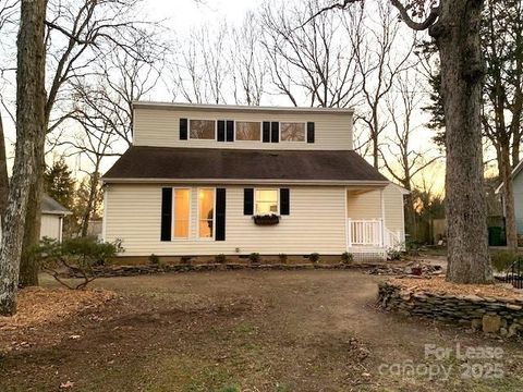 Photo of 11112 Five Cedars Road, Charlotte, NC 28226 (MLS # 4328725)
