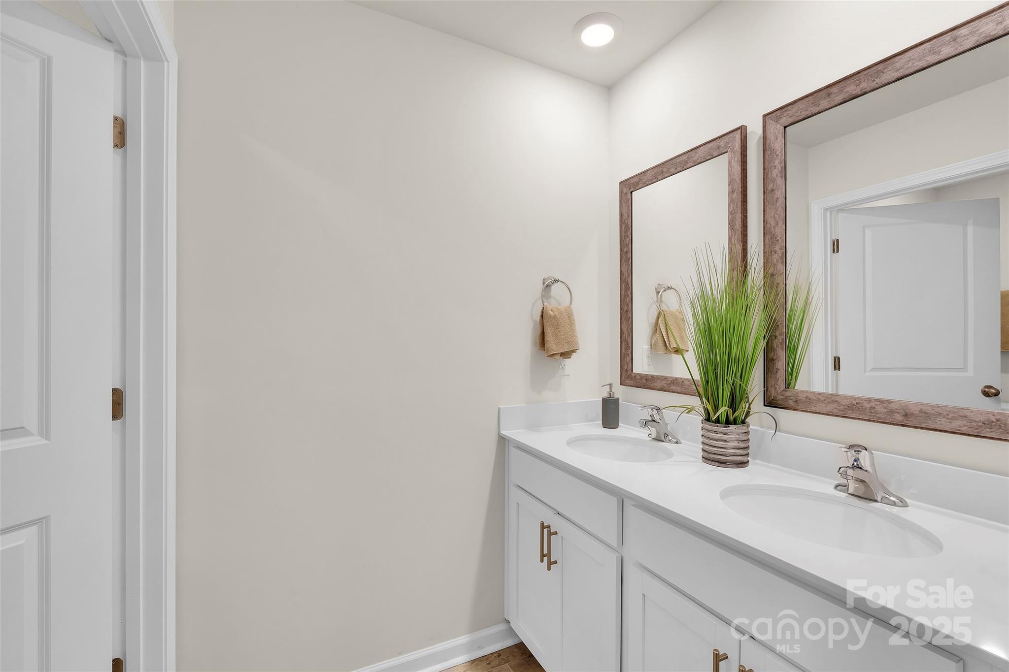 Hartridge Manor - Residential