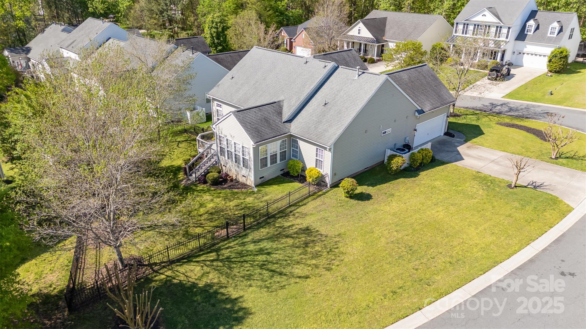 Autumn Cove At Lake Wylie - Residential