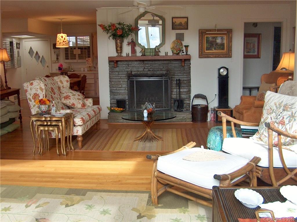 WAYNESVILLE COUNTRY CLUB - Residential