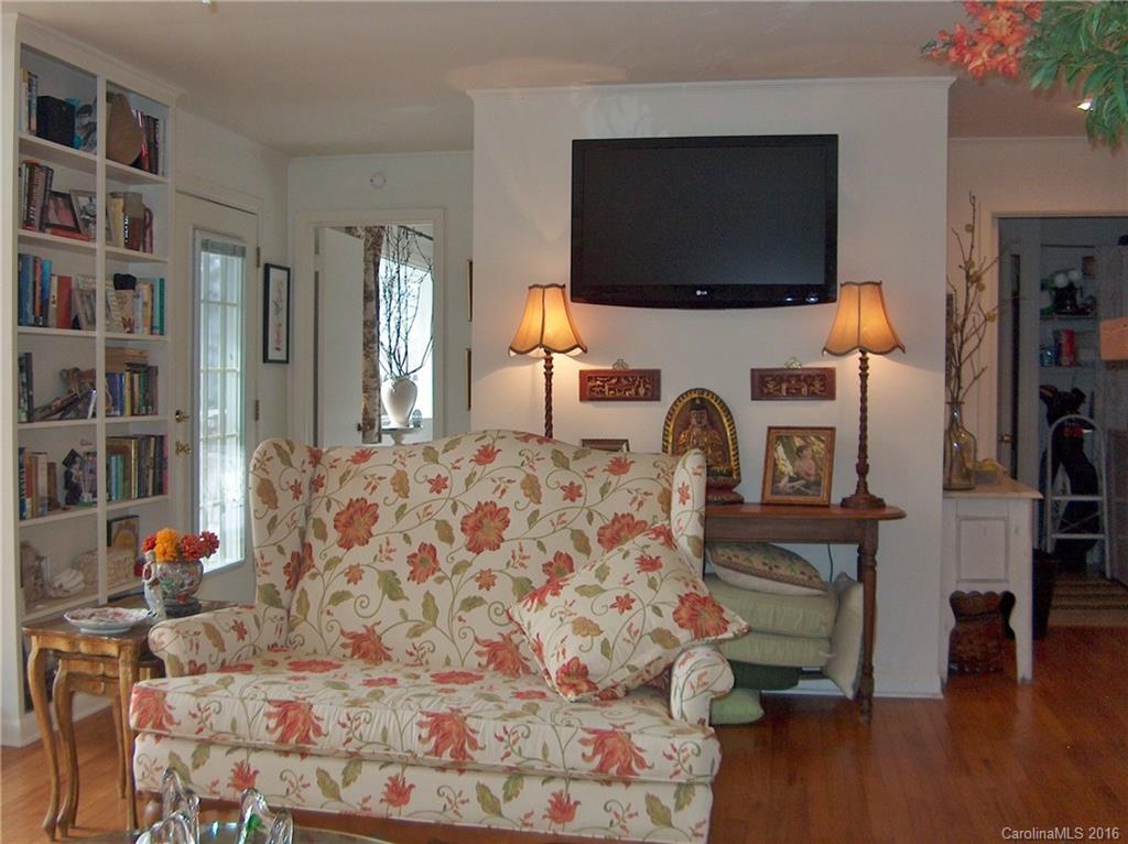 WAYNESVILLE COUNTRY CLUB - Residential