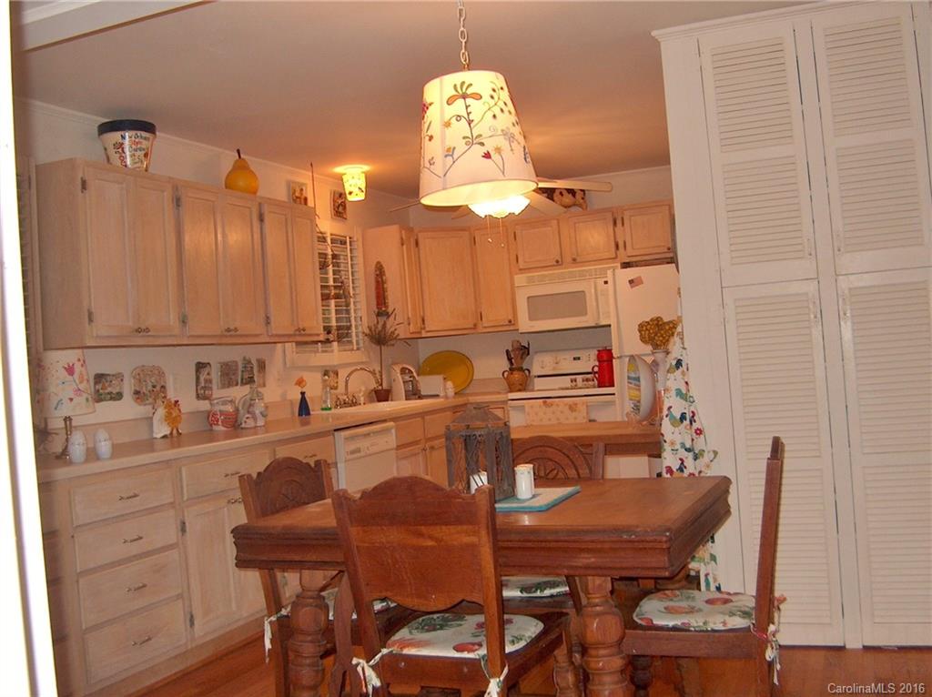 WAYNESVILLE COUNTRY CLUB - Residential