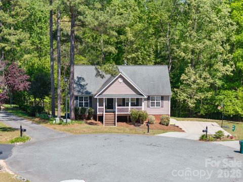 Photo of 441 Carriage Lane, Linwood, NC 27299 (MLS # 4371977)
