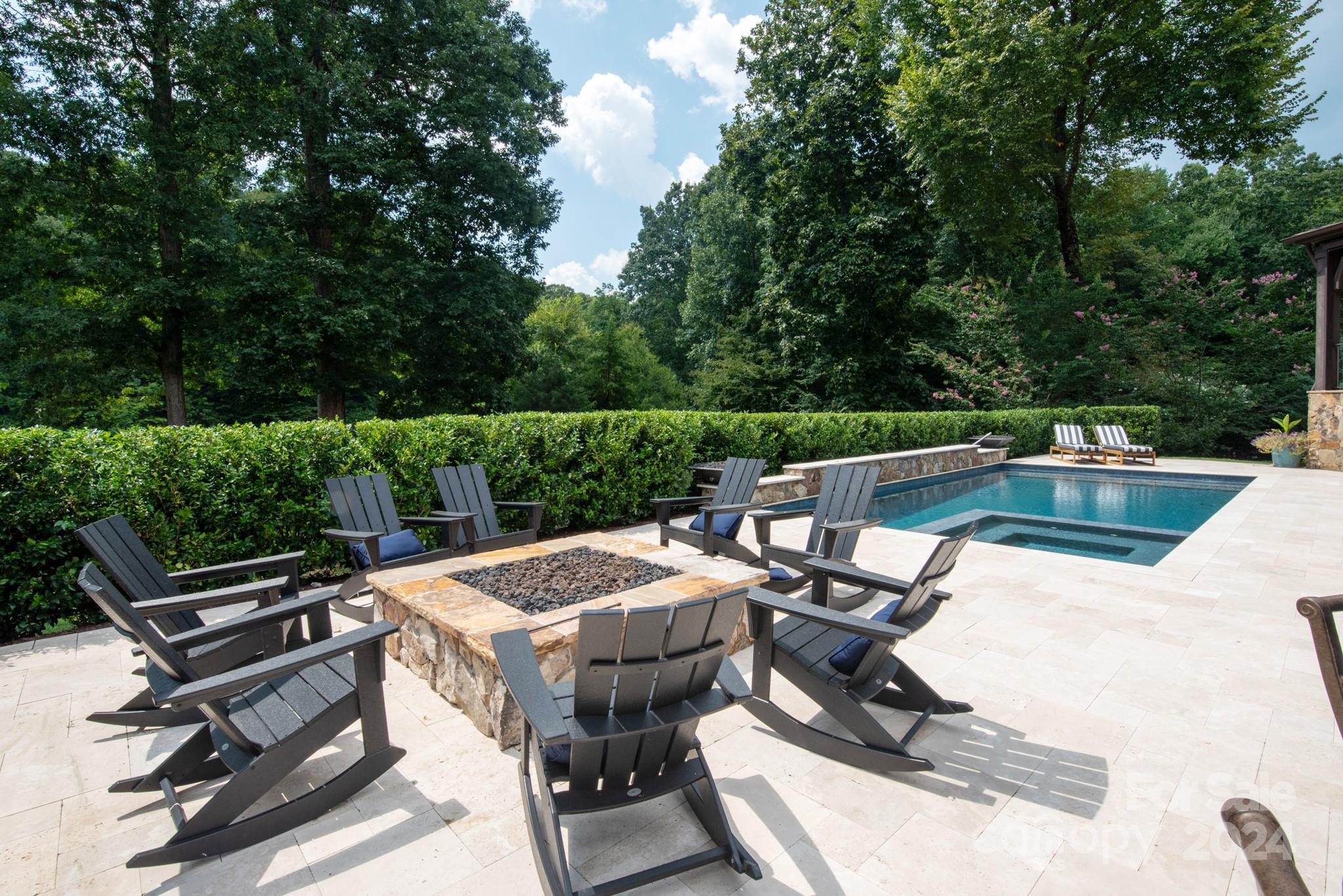 Longview - Residential