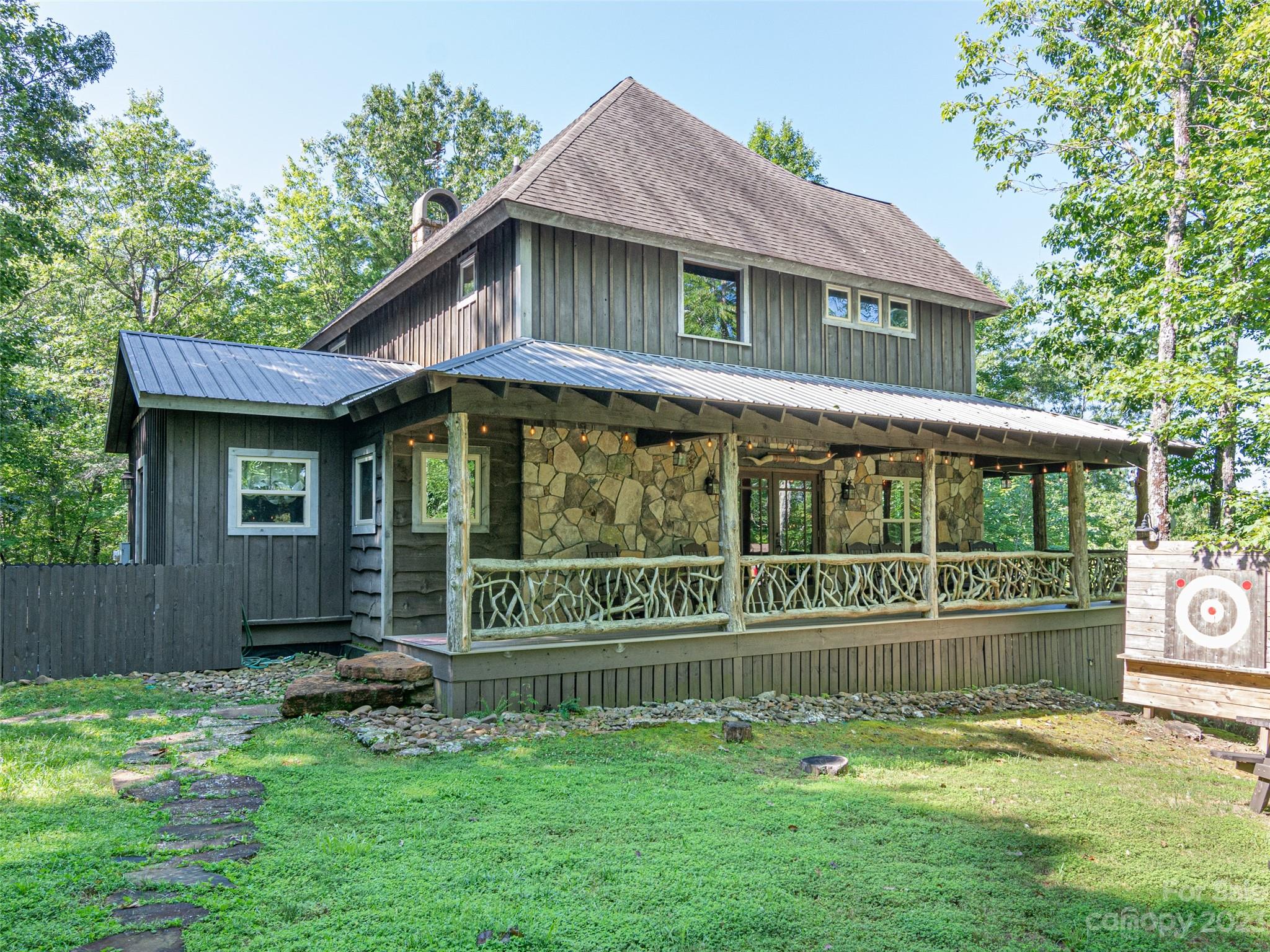 Roundtree Ridge - Residential