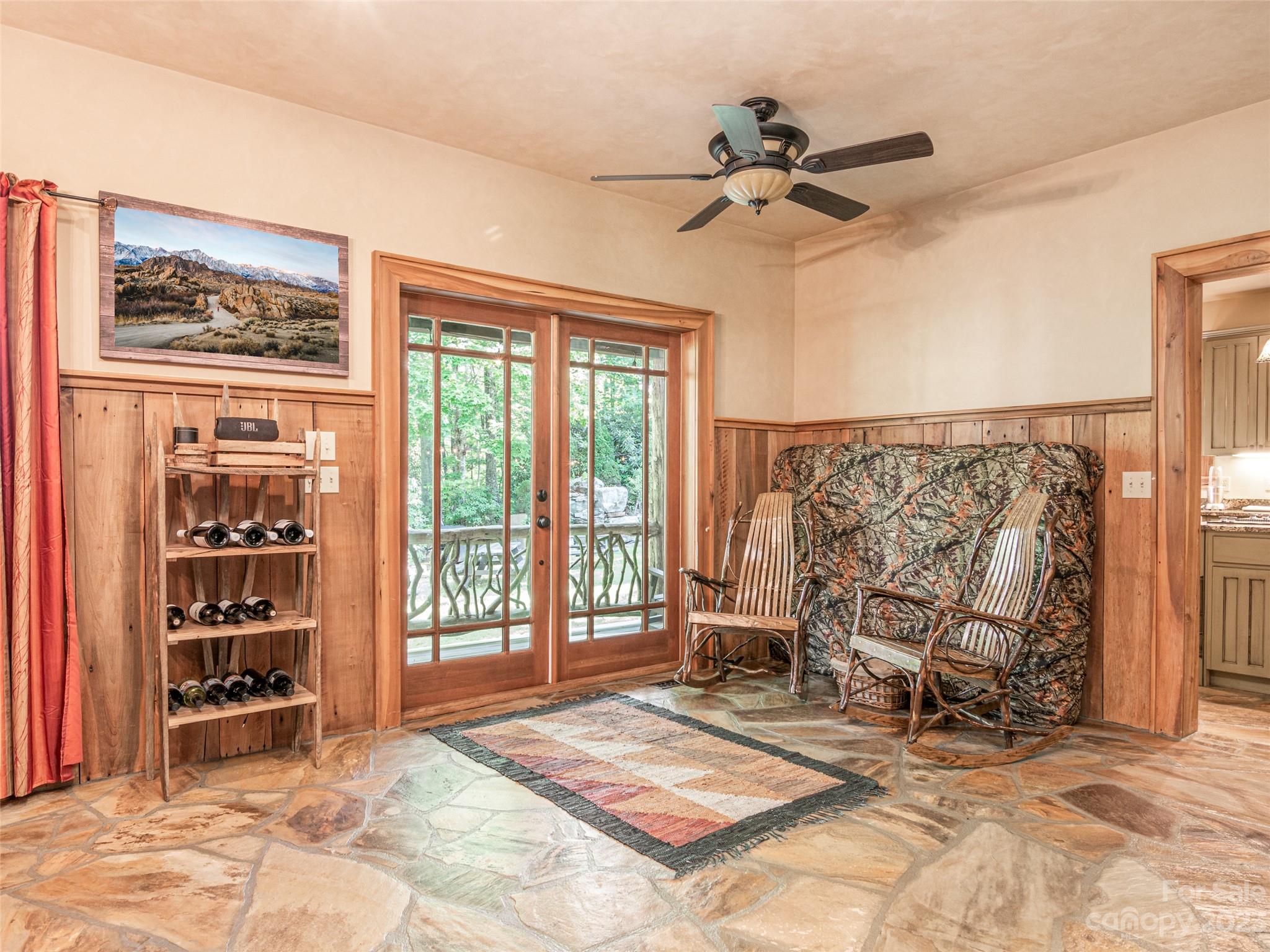 Roundtree Ridge - Residential