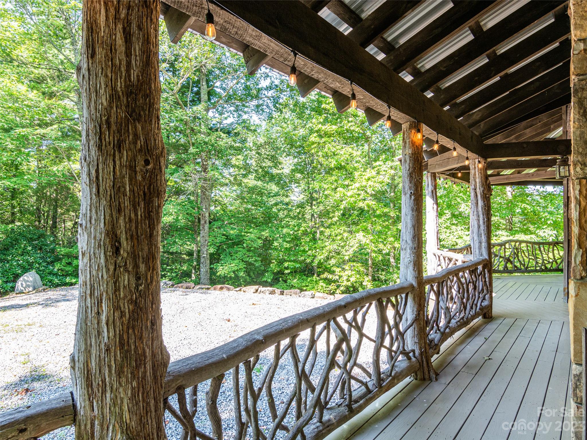 Roundtree Ridge - Residential