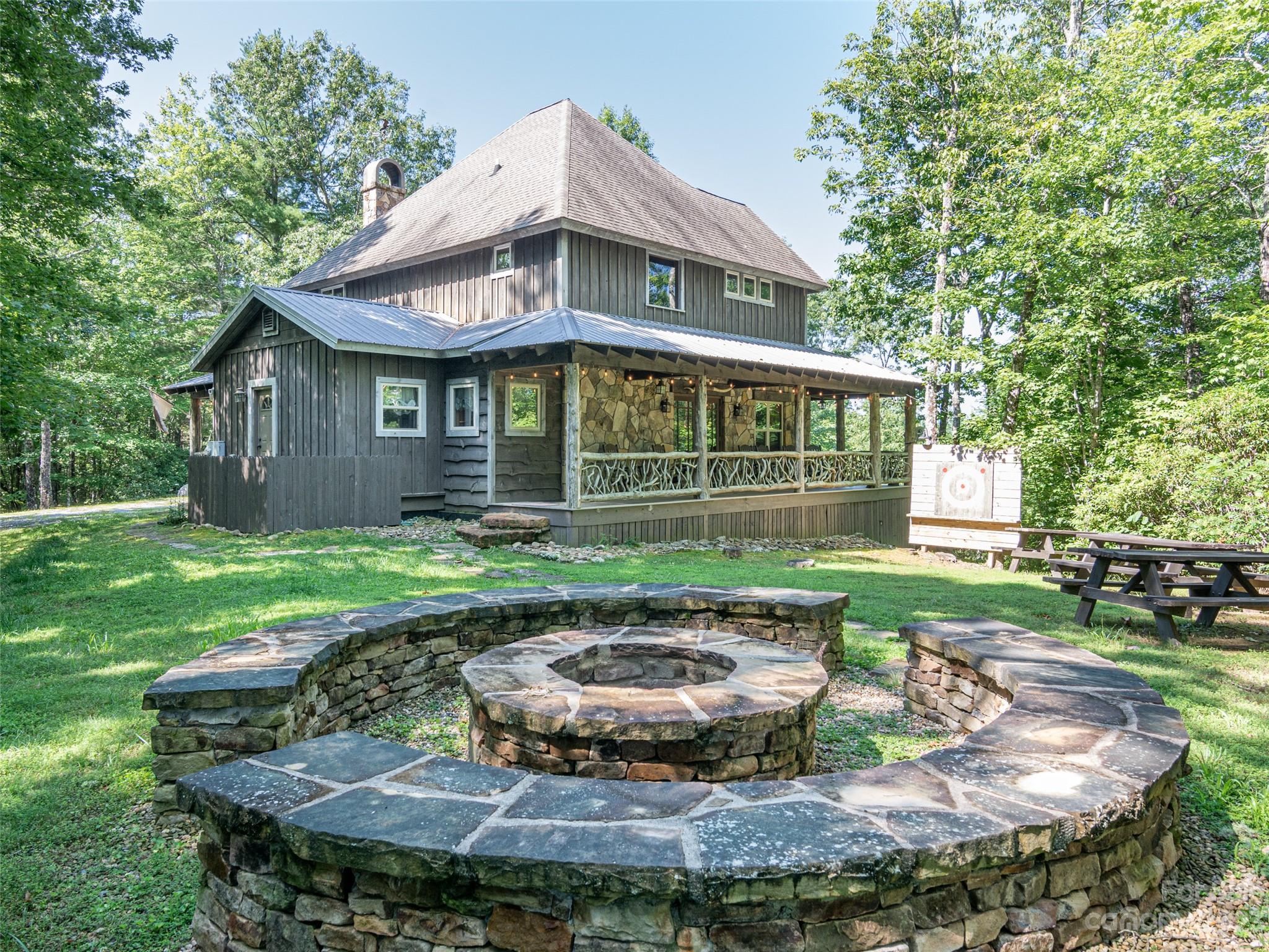 Roundtree Ridge - Residential